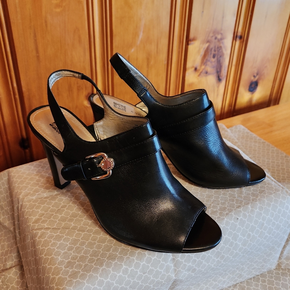 Anne Klein Akideona Leather Shoes